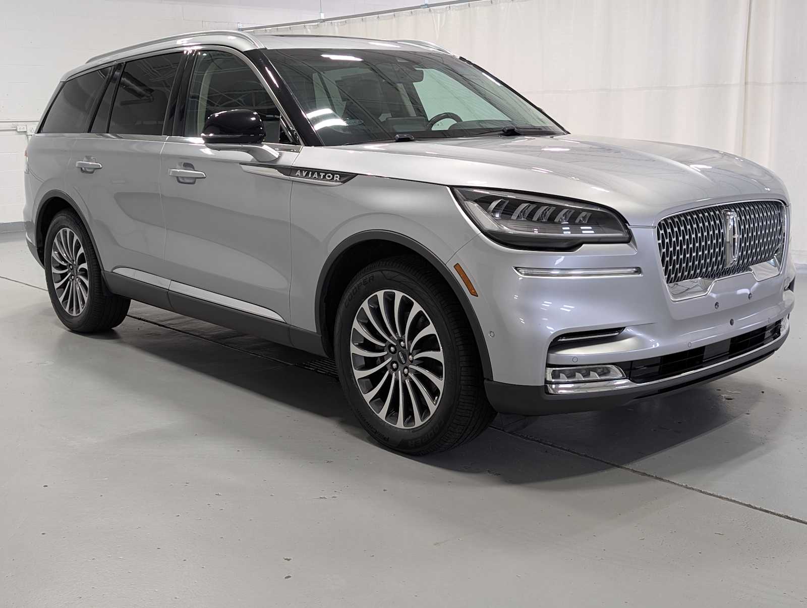 2020 Lincoln Aviator Reserve photo 6
