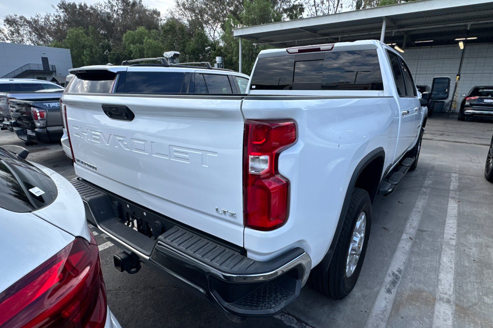 2022 Chevrolet Silverado 3500HD LTZ photo 4