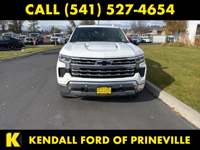 2023 Chevrolet Silverado 1500 LTZ photo 3