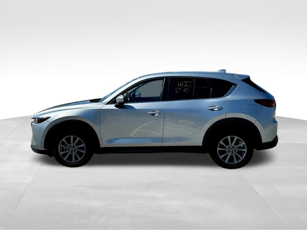 2023 Mazda CX-5 2.5 S Preferred photo 3