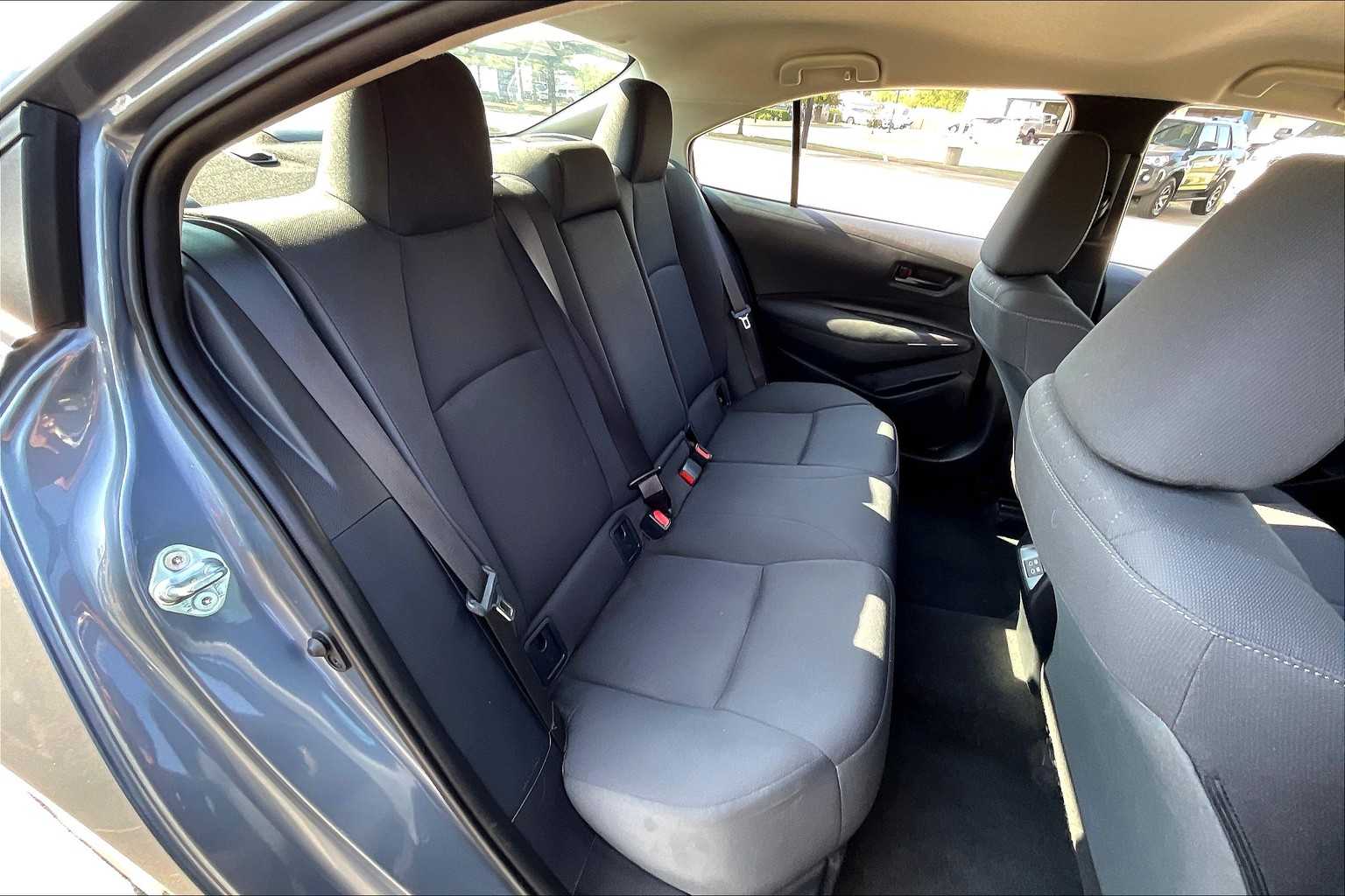 2024 Toyota Corolla LE photo 17