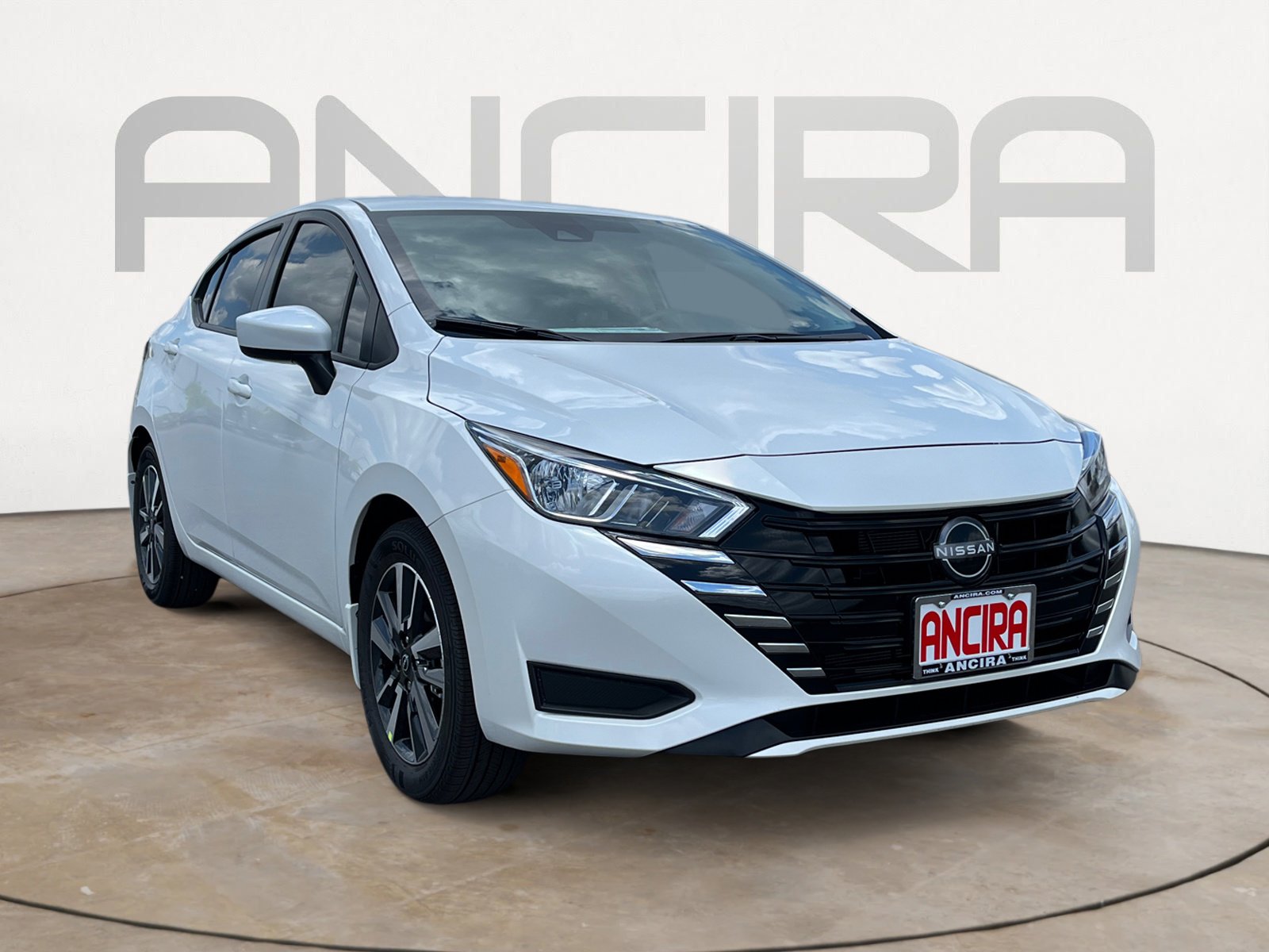 2025 Nissan Versa SV photo 4