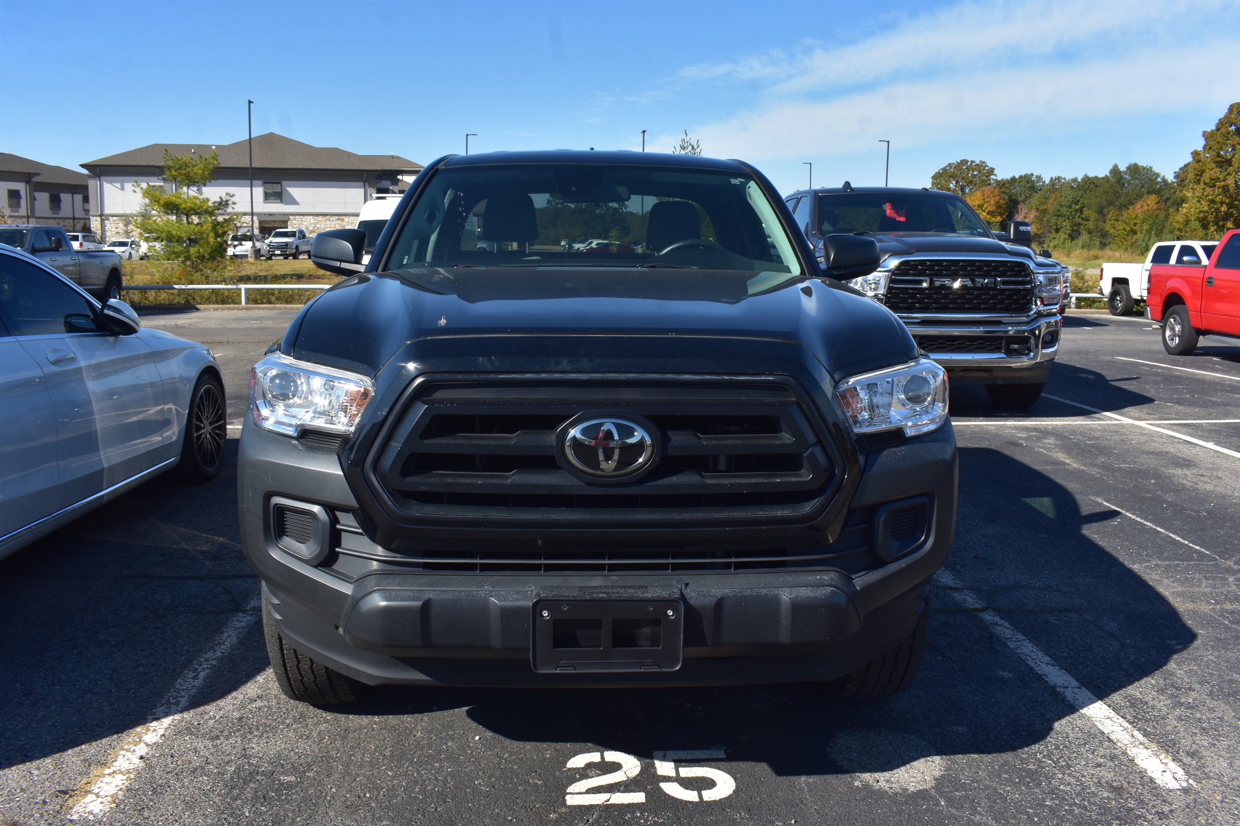 Used 2022 Toyota Tacoma SR with VIN 3TYRX5GN0NT039472 for sale in Little Rock