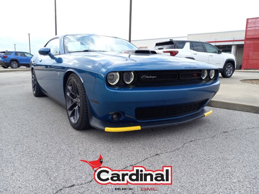 2020 Dodge Challenger R/T's photo