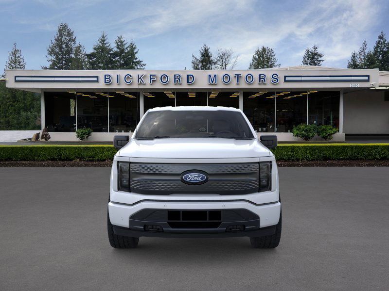 2025 Ford F-150 Lightning XLT photo 6