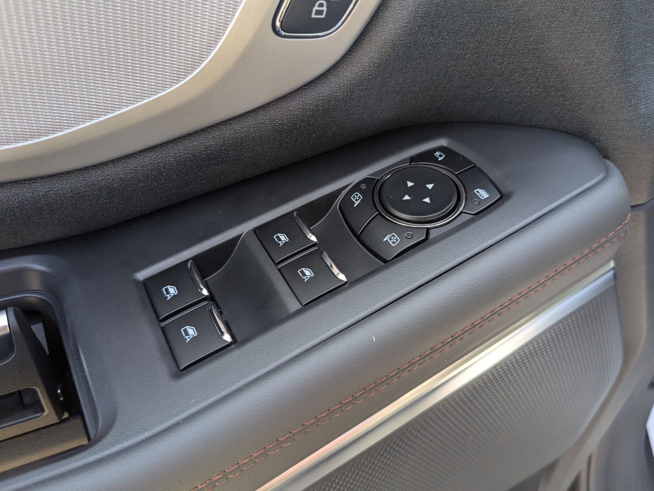 2025 Ford Expedition MAX photo 12