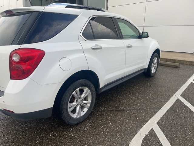 2011 Chevrolet Equinox LTZ photo 4