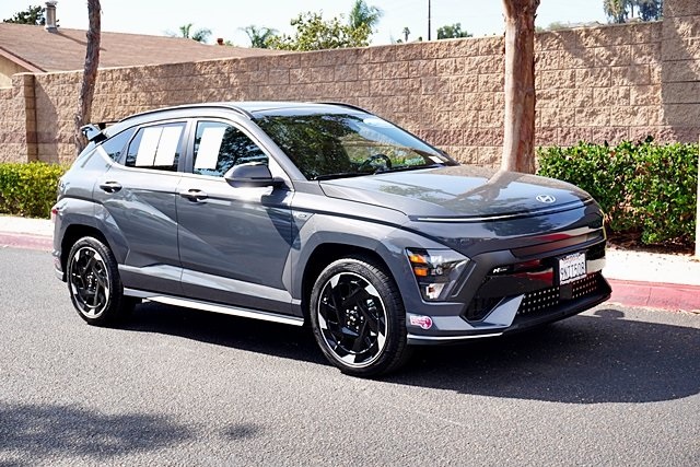 2025 Hyundai Kona Electric N Line photo 4