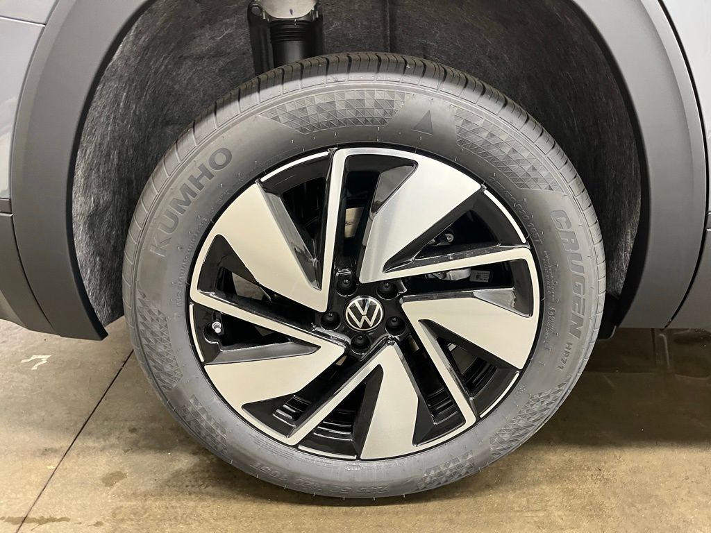 2025 Volkswagen Atlas SE Technology photo 30