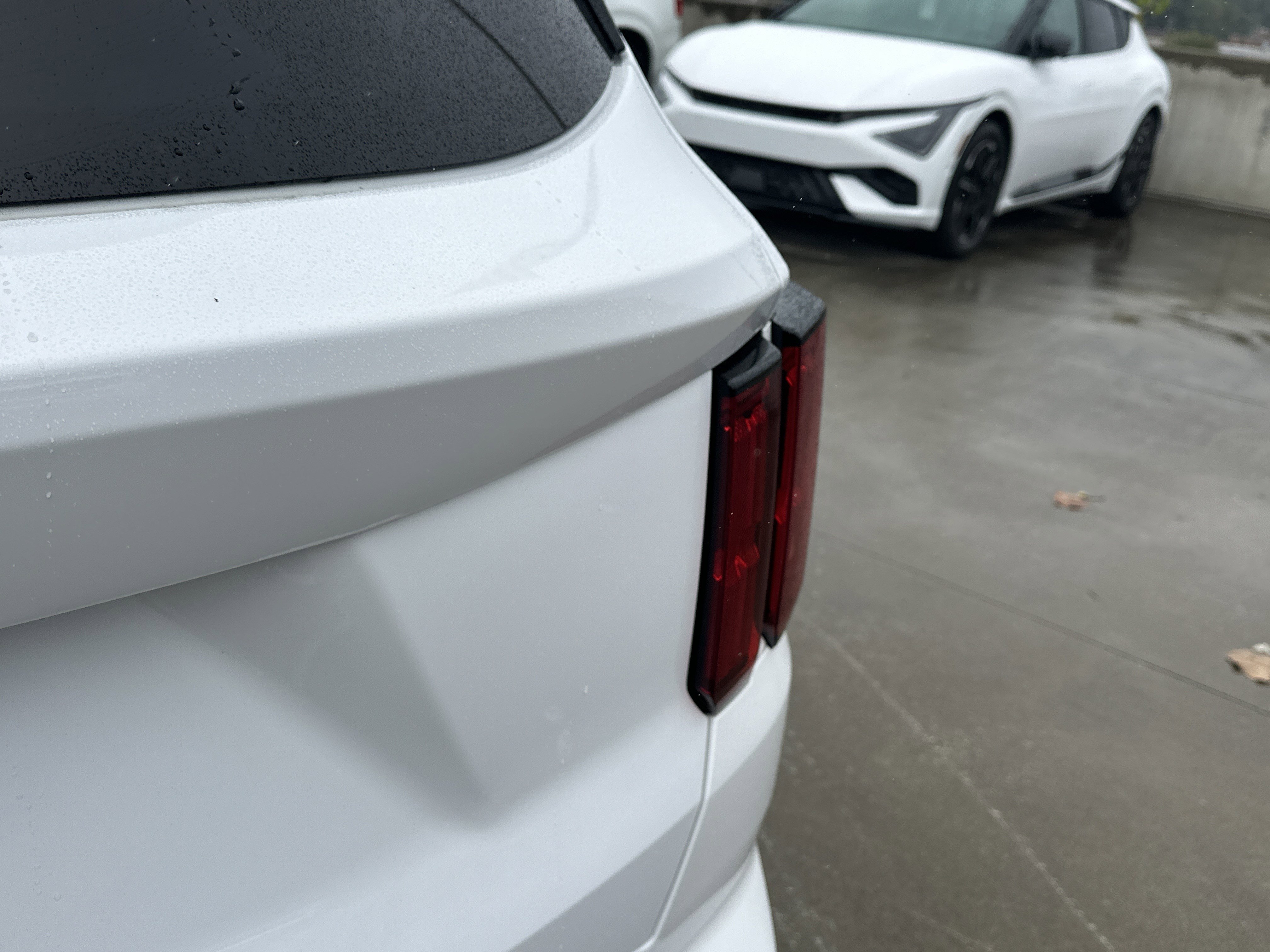 2023 Kia Sorento SX photo 2