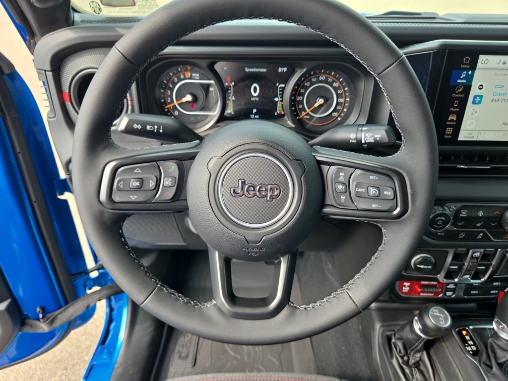 2025 Jeep Gladiator Rubicon photo 14