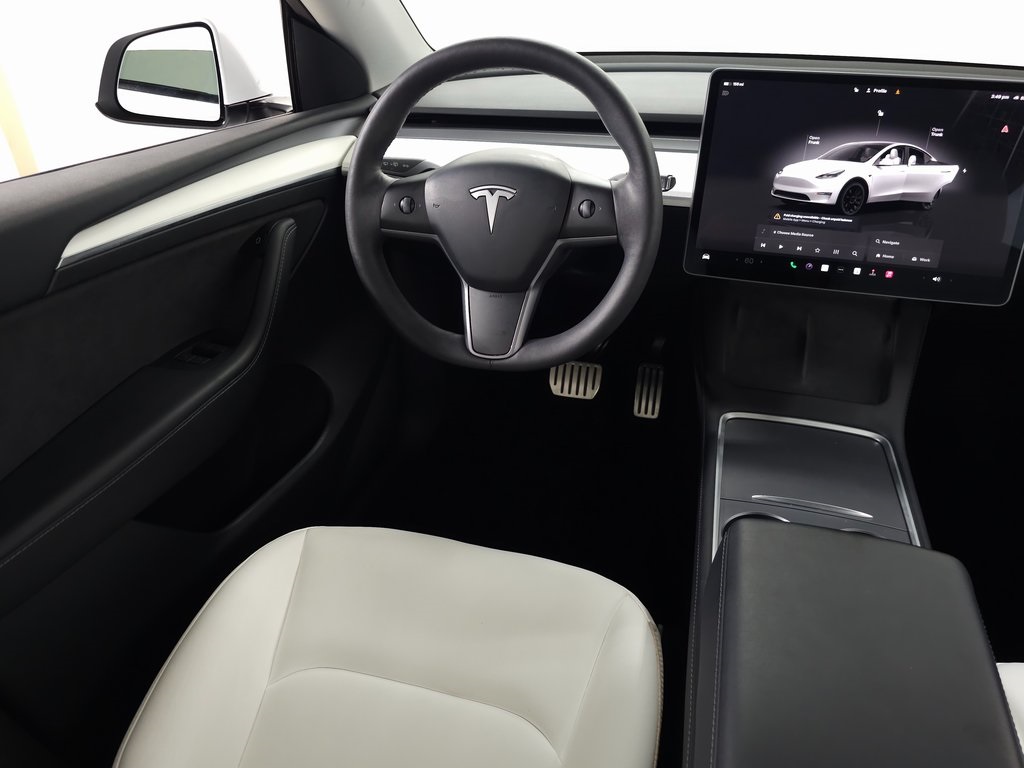 2023 Tesla Model Y Performance photo 17