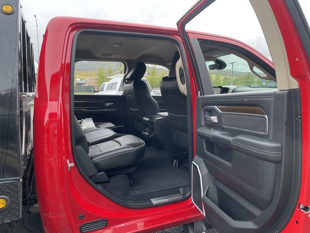 2022 Ram 2500 Laramie photo 13