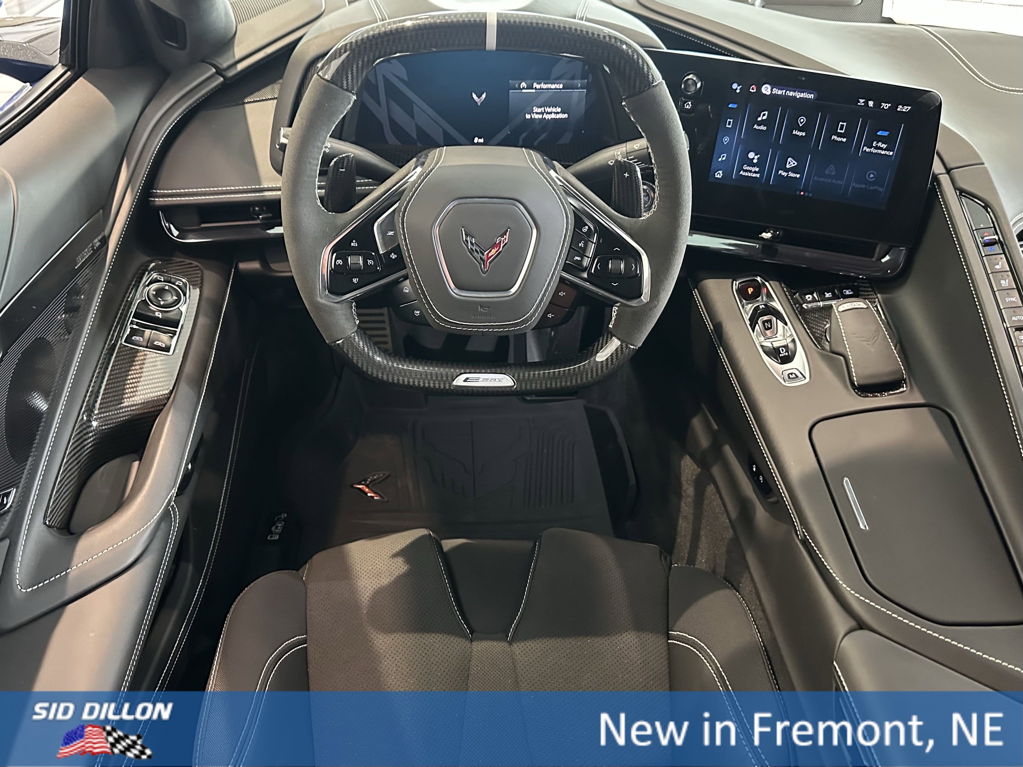 2025 Chevrolet Corvette E-Ray 3LZ photo 3