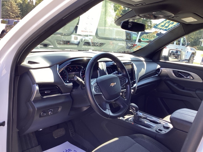 2022 Chevrolet Traverse Cloth photo 20