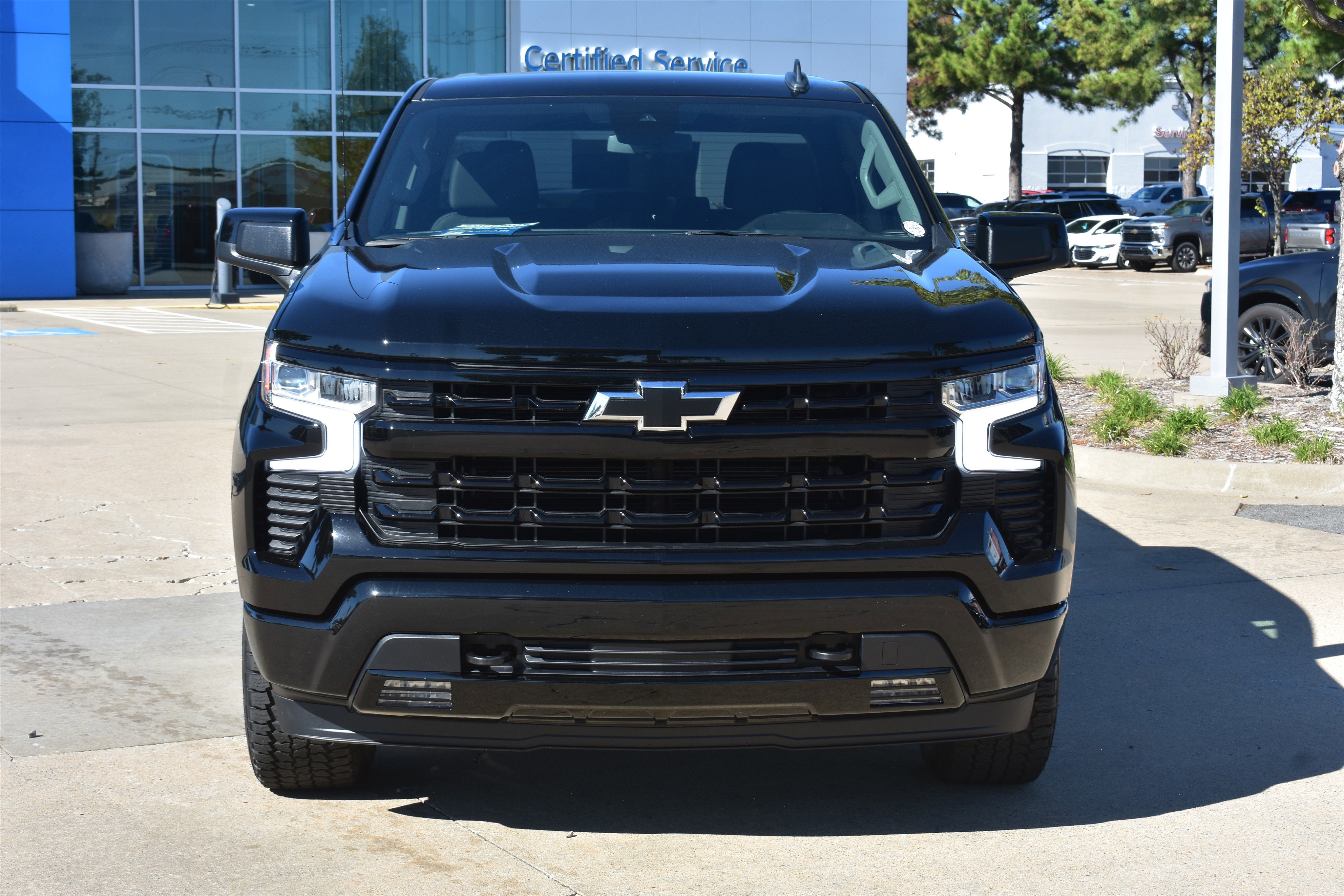 Used 2024 Chevrolet Silverado 1500 RST with VIN 2GCUDEED4R1274513 for sale in Little Rock