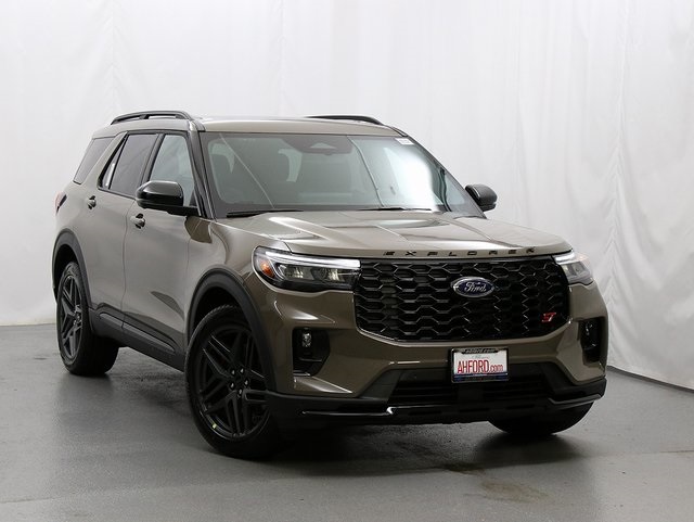 2026 Ford Explorer ST's photo