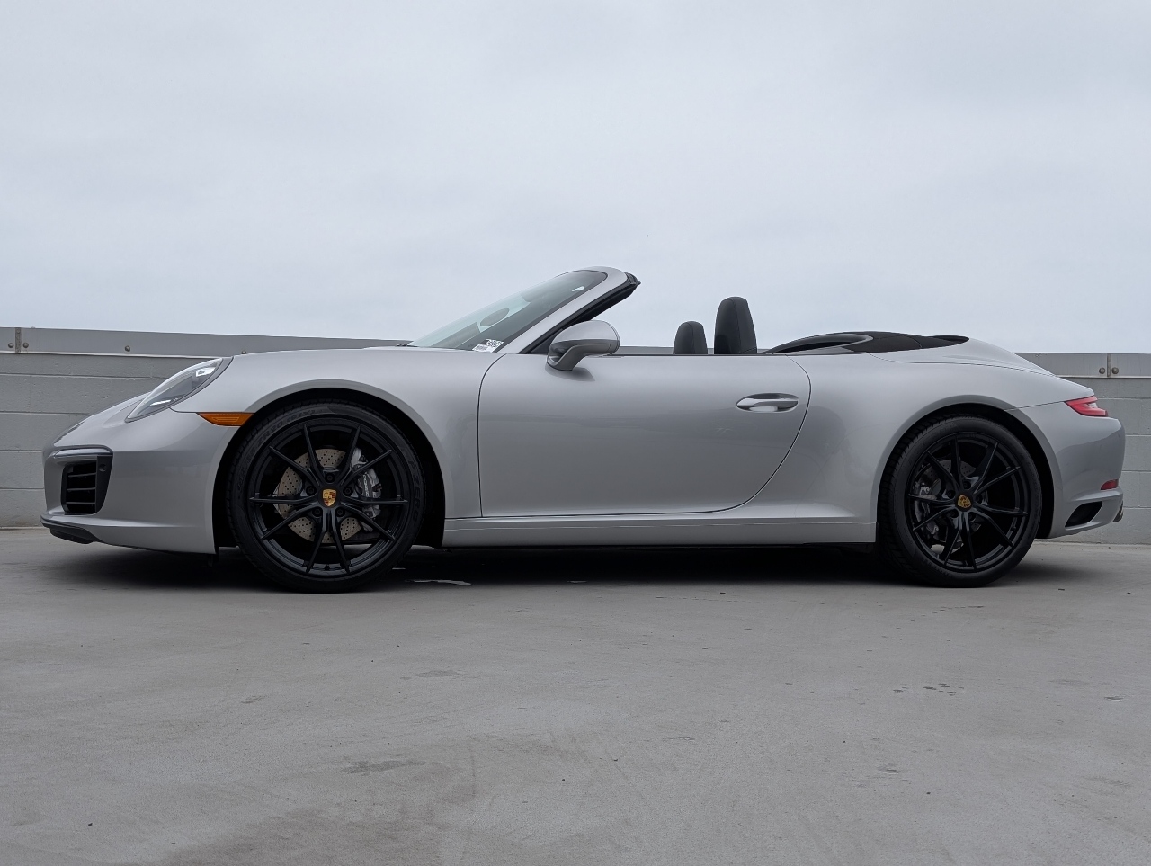 2018 Porsche 911 photo 2