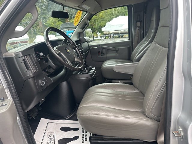 2018 Chevrolet Express Cargo Van 3500 photo 11