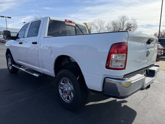 2024 Ram 2500 Tradesman photo 3