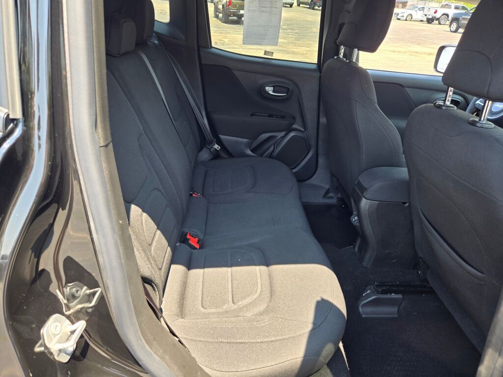2021 Jeep Renegade Latitude photo 7