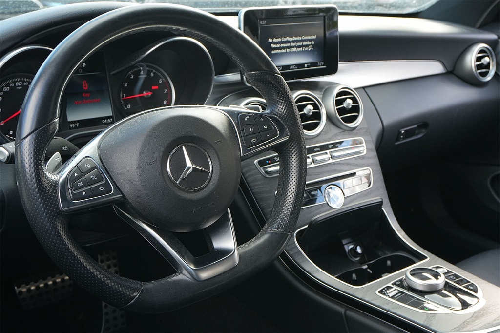 2018 Mercedes Benz C 300 photo 9