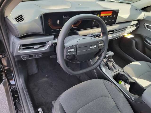 2025 Kia K4 LX photo 10