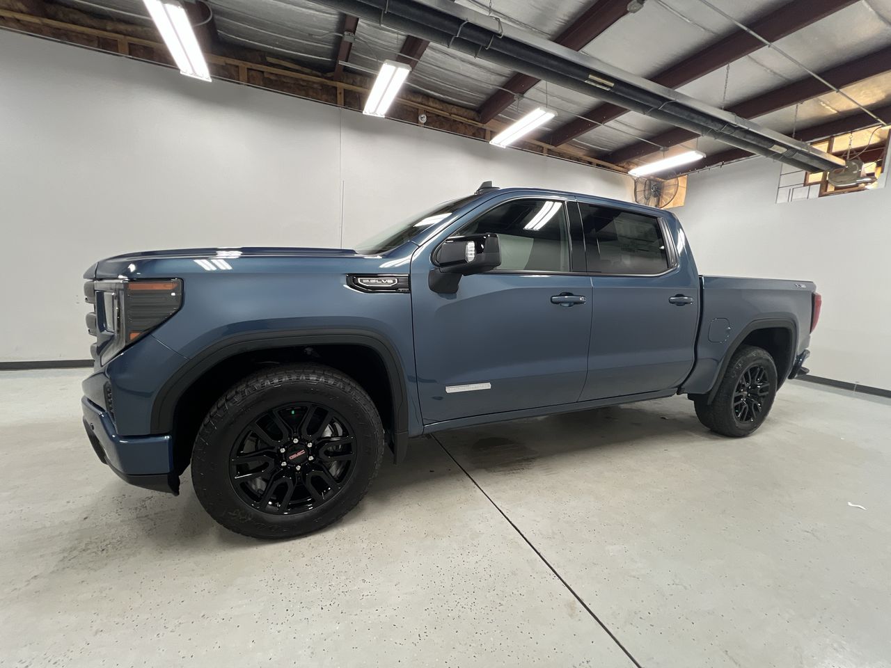 2026 Gmc Sierra Elevation photo 4