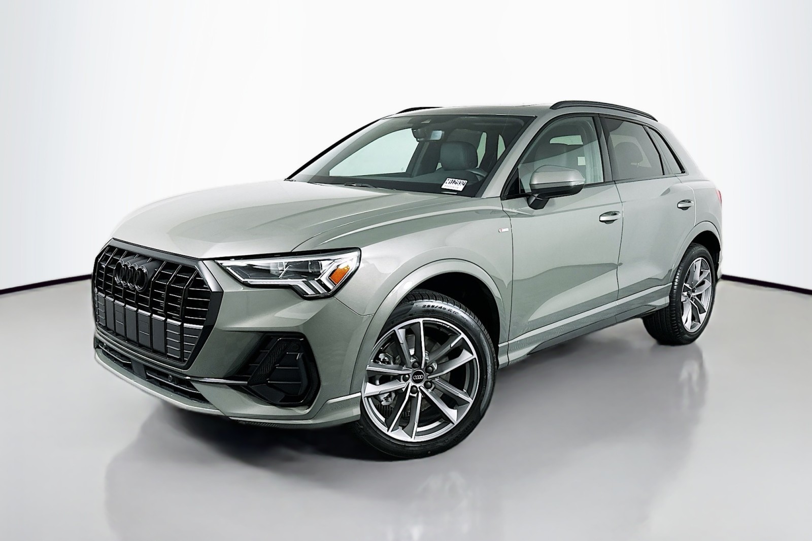 2025 Audi Q3 S Line Premium's photo