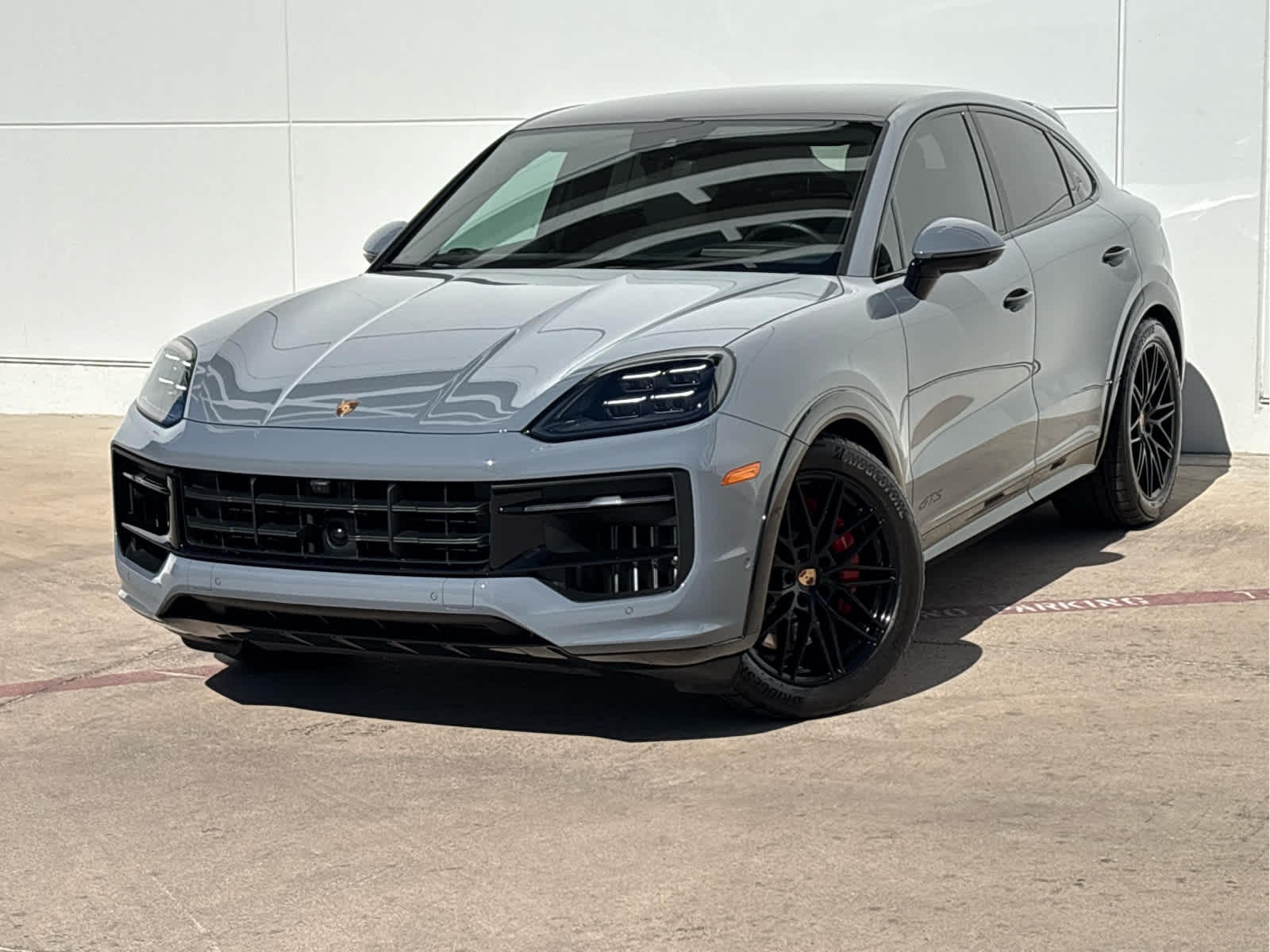 2025 Porsche Cayenne Coup GTS