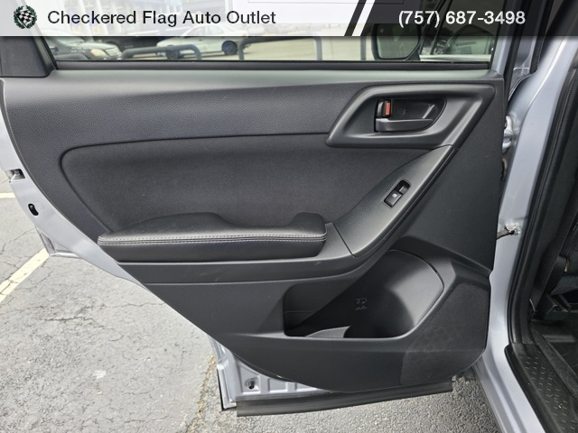 2016 Subaru Forester 2.5i Premium photo 38