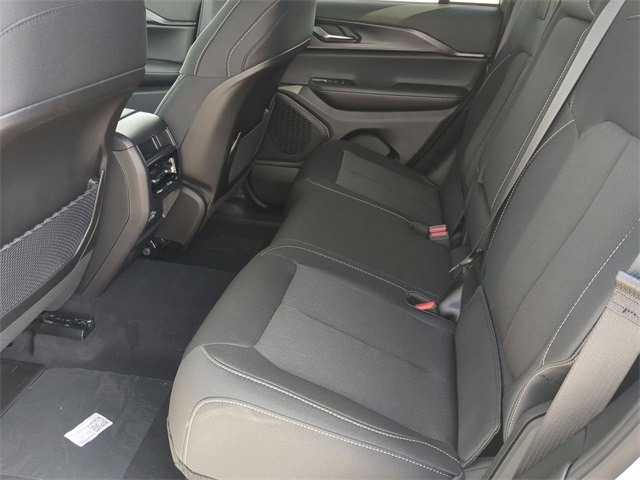 2025 Jeep Grand Cherokee Laredo photo 14