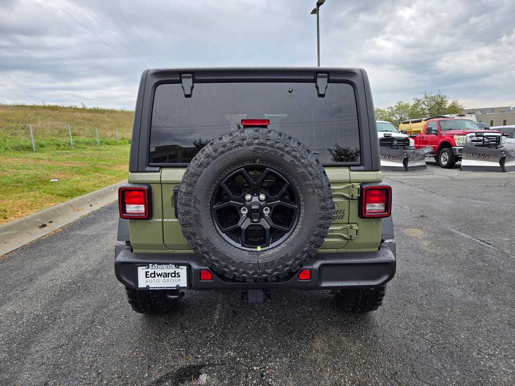 2025 Jeep Wrangler Willys photo 4