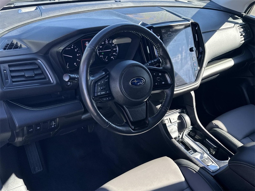 2023 Subaru Ascent Onyx Edition photo 2