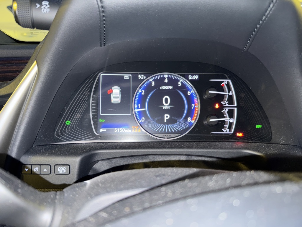 2021 Lexus ES 250's photo