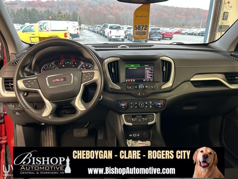 2023 Gmc Terrain SLE photo 3