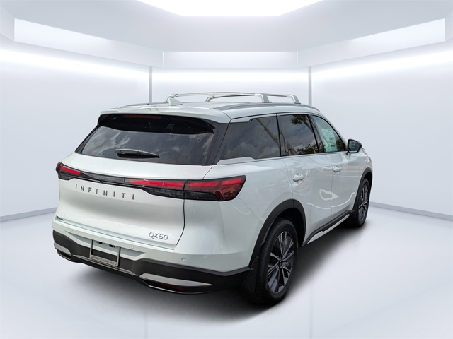 2026 Infiniti QX60 Luxe photo 2