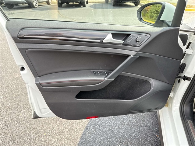 2017 Volkswagen Golf GTI Autobahn photo 25
