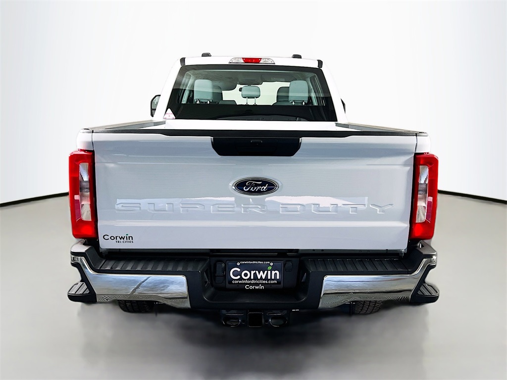 2026 Ford F-350 photo 14