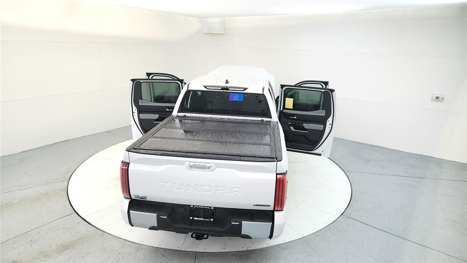 2025 Toyota Tundra Limited CrewMax photo 18