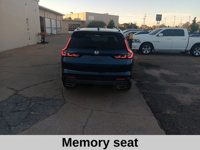 2026 Honda CR-V Hybrid Sport-L photo 3