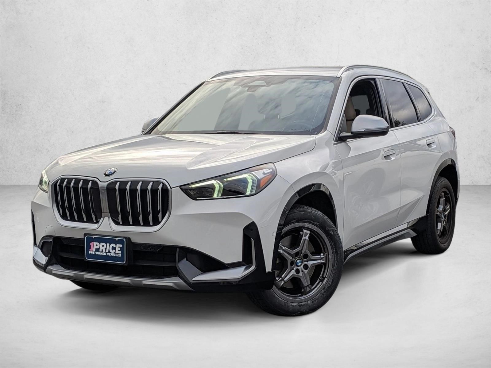 2023 BMW X1 28i's photo