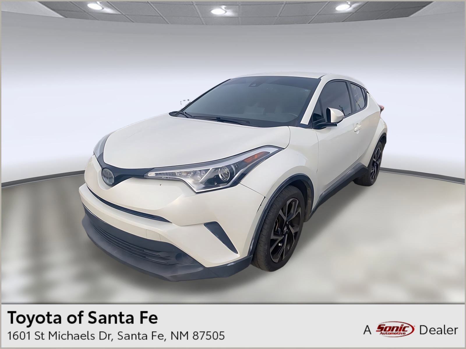 2019 Toyota C-HR XLE's photo
