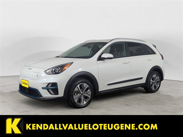 Used 2022 White Kia EX image 1