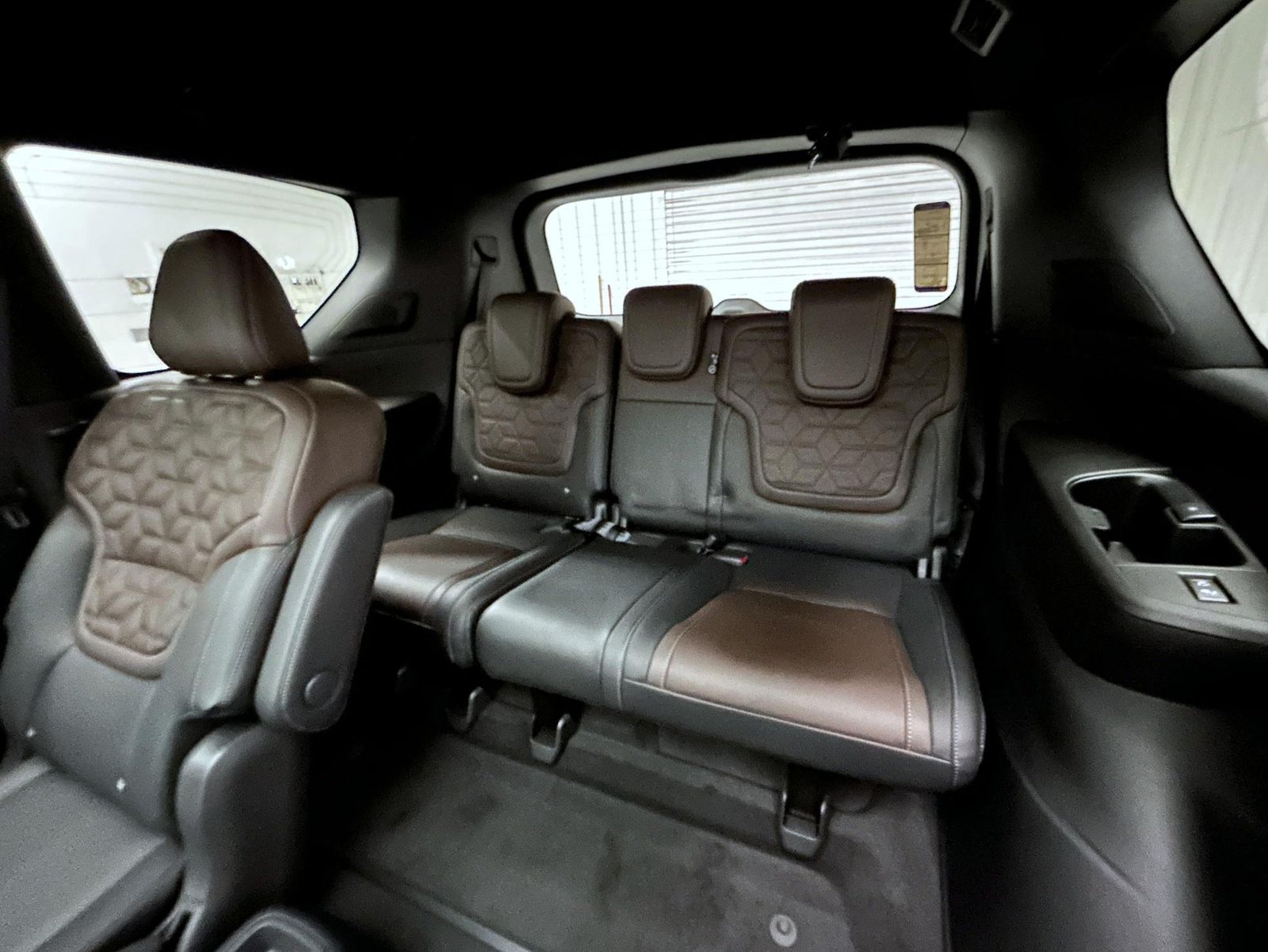 2026 Nissan Armada Platinum photo 12