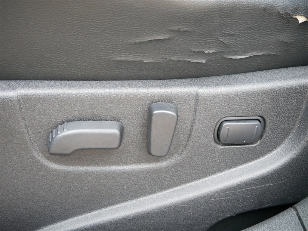 2013 Nissan Rogue SL photo 18