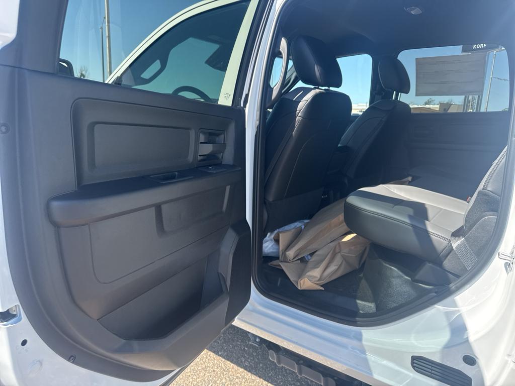 2025 Ram 5500 Tradesman photo 12