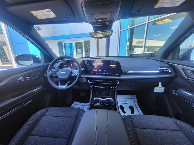 2026 Chevrolet Traverse photo 16