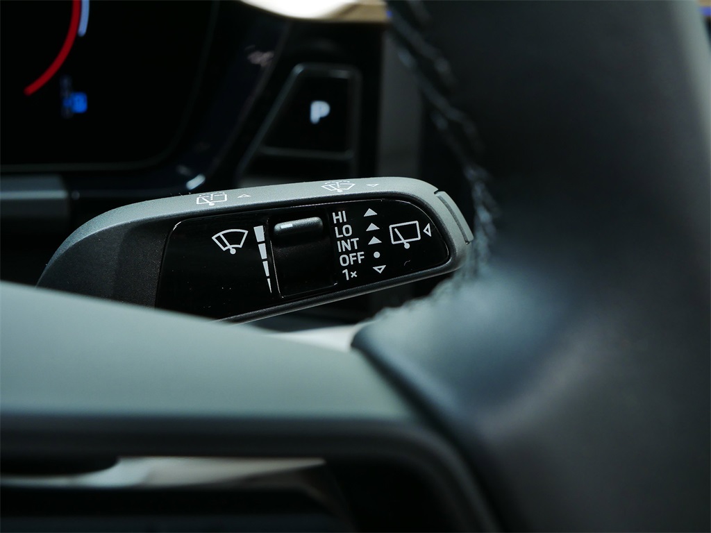 2024 Porsche Macan Electric 4 photo 19