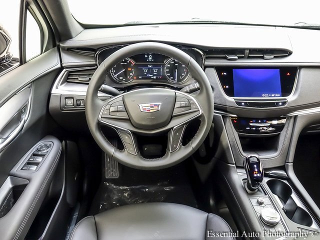 2025 Cadillac XT5 Luxury photo 10